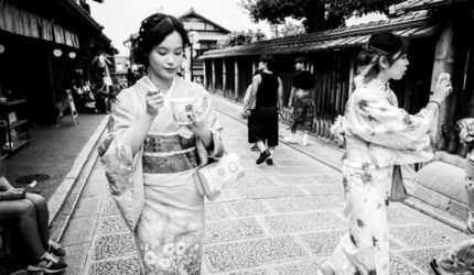 Menyesap Kedamaian Otentik di Gang-Gang Sempit Kyoto Tanpa Kejaran Kamera