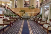 Kemewahan arsitektur dan pelayanan hotel modern bermula dari tradisi panjang tempat persinggahan sederhana yang terus bertransformasi selama ribuan tahun.